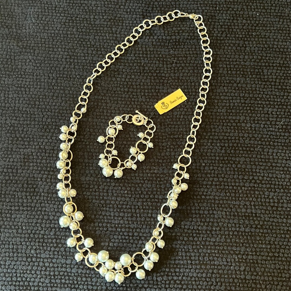 Premier Designs Blanca set